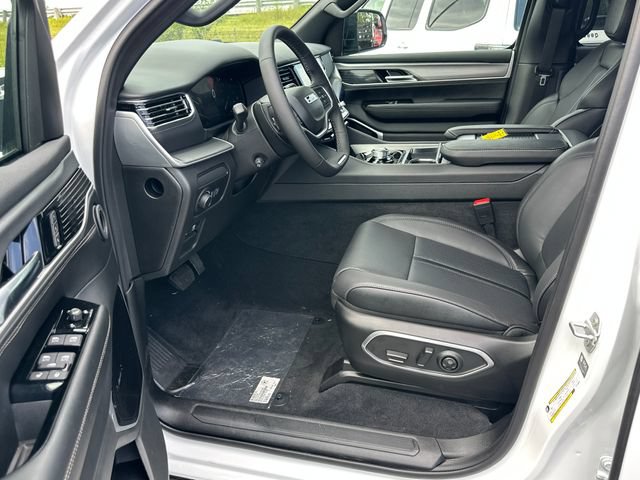 New 2026 Jeep Grand Wagoneer Limited AWD/4WD image 9