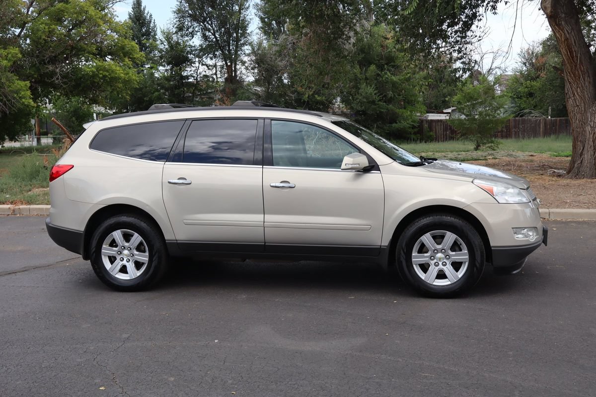 Used 2012 Chevrolet Traverse LT AWD/4WD image 3