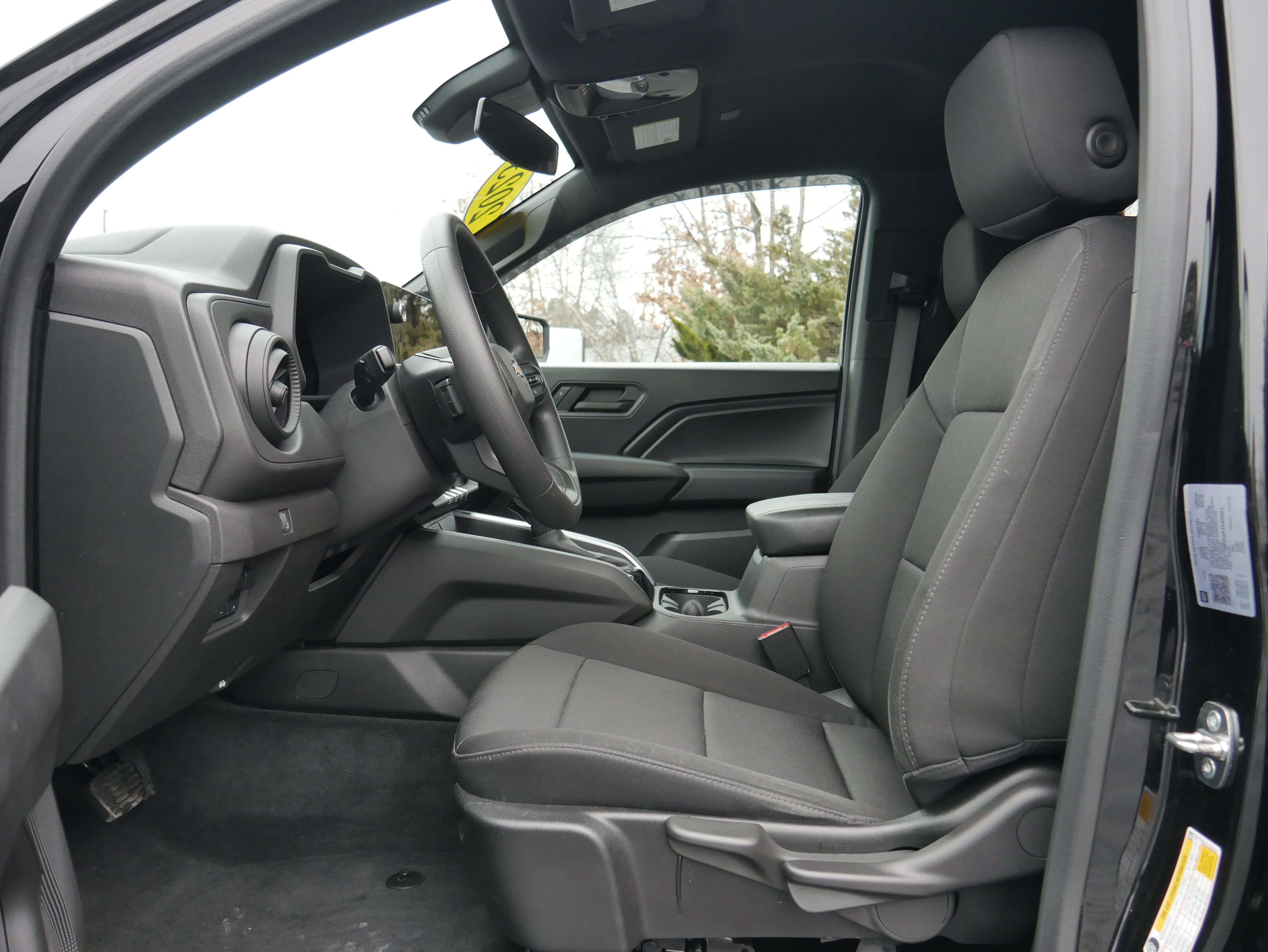 Certified 2023 Chevrolet Colorado W/T image 14