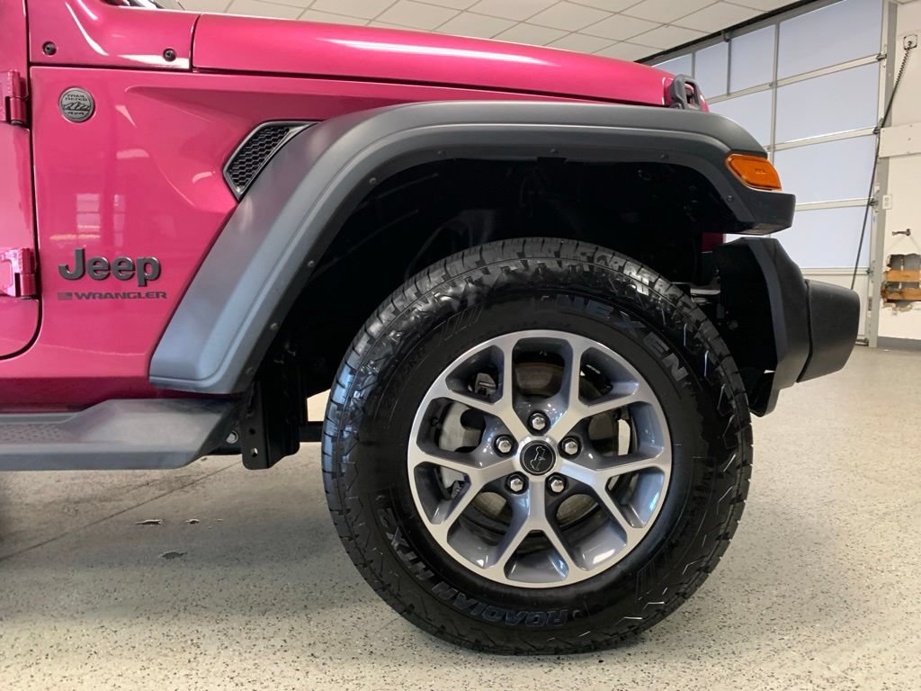 Used 2024 Jeep Wrangler Sport AWD/4WD image 10
