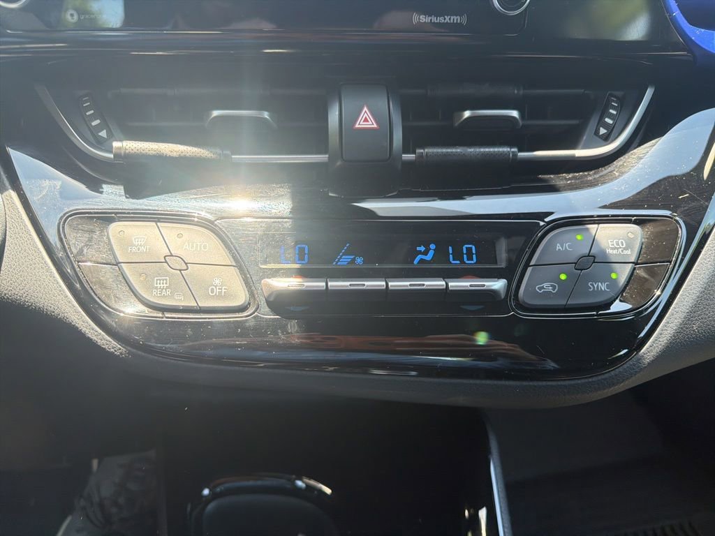 Used 2020 Toyota C-HR XLE FWD image 12