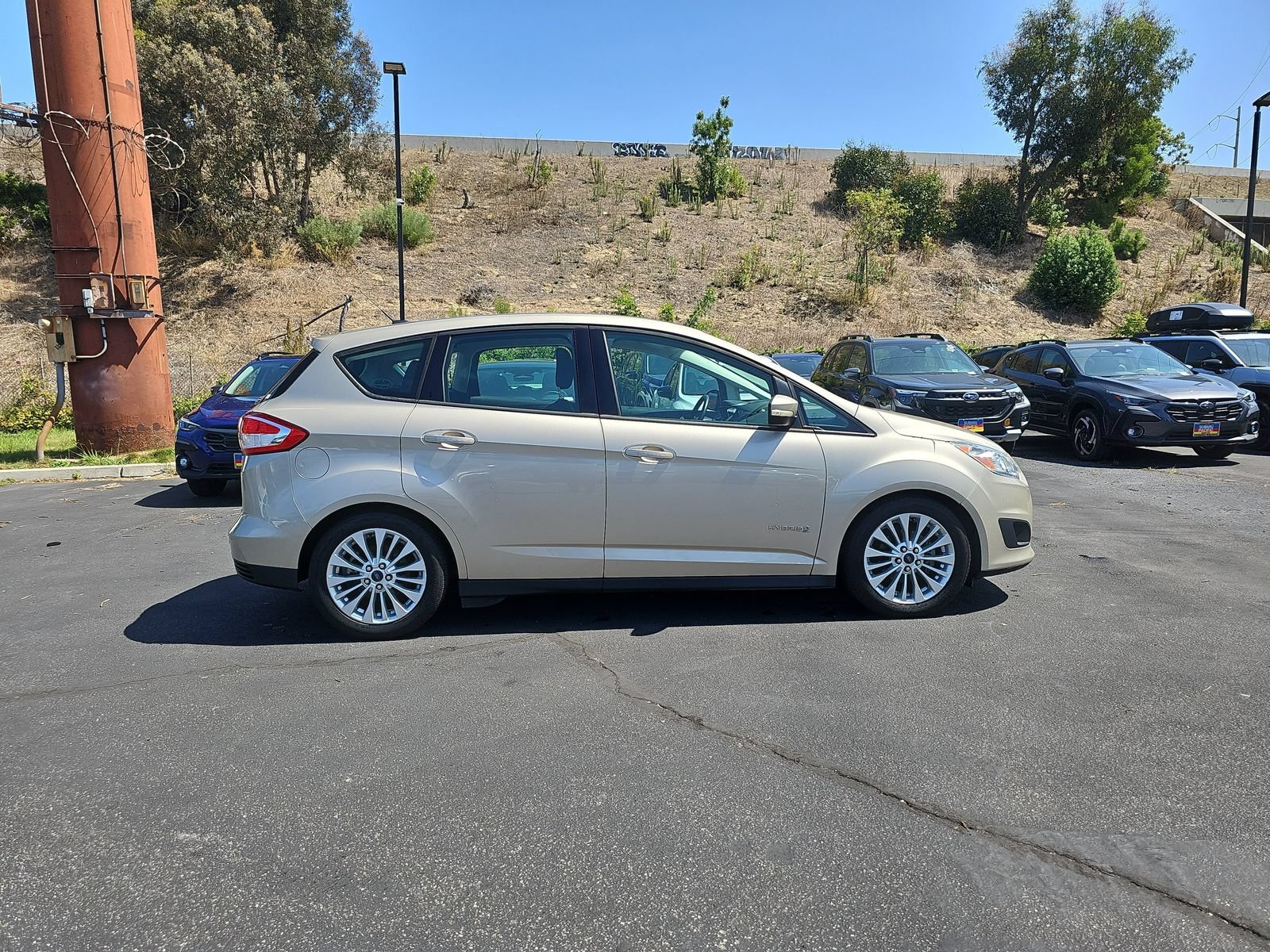 Used 2018 Ford C-MAX SE FWD image 8