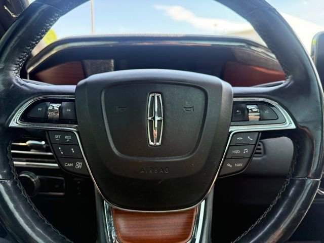 Used 2018 Lincoln Navigator L Reserve w/ Technology Package AWD/4WD image 20