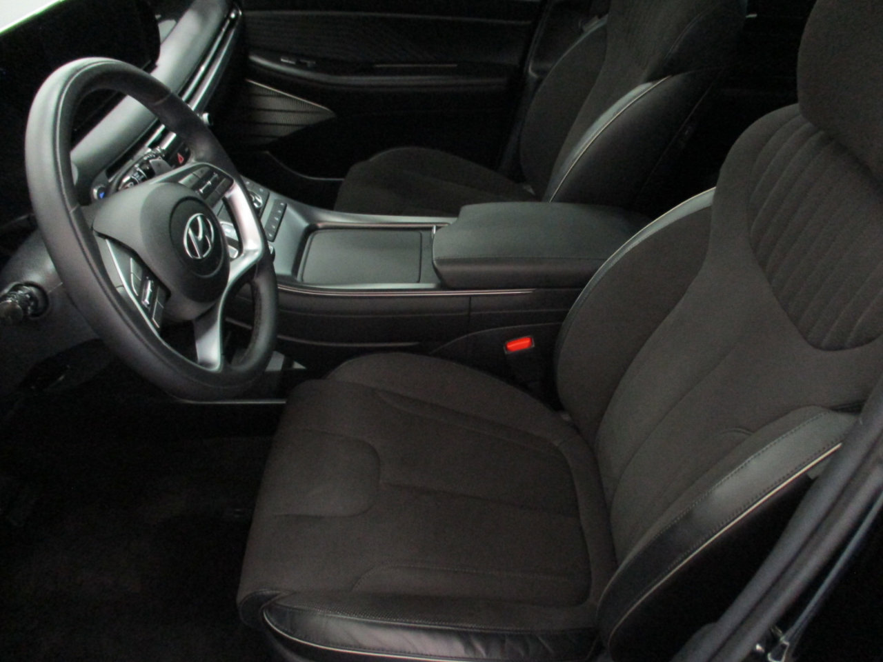 Used 2024 Hyundai Palisade Calligraphy image 10