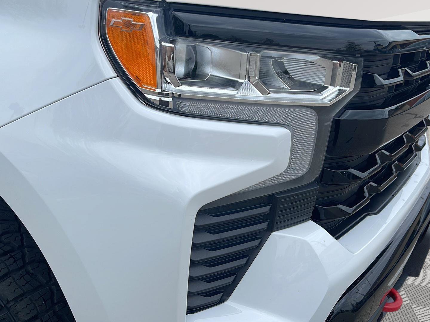 Used 2024 Chevrolet Silverado 1500 LT Trail Boss w/ Protection Package AWD/4WD image 10