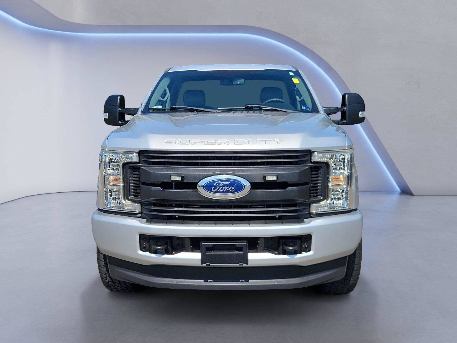 Used 2019 Ford F250 XL w/ Power Equipment Group AWD/4WD image 8