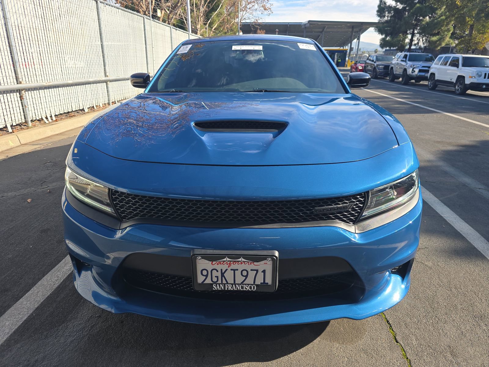 Used 2023 Dodge Charger R/T w/ Blacktop Package image 2