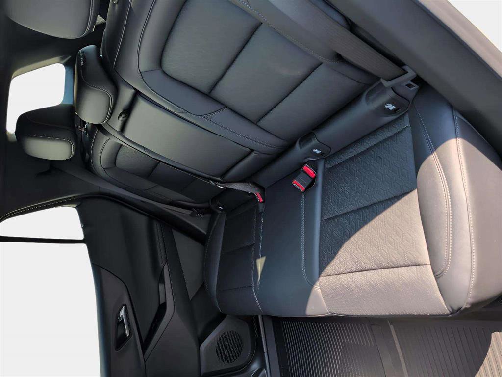 New 2026 Chevrolet Equinox LT w/ Convenience Package II image 14