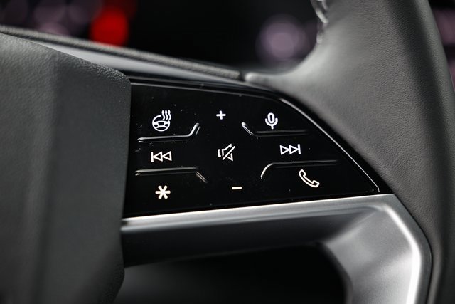 New 2025 Audi Q5 Prestige image 45