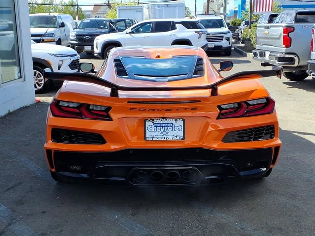 Used 2024 Chevrolet Corvette Z06 w/ Stealth Interior Trim Package image 5