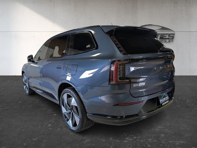 Used 2025 Volvo EX90 Ultra AWD/4WD image 8