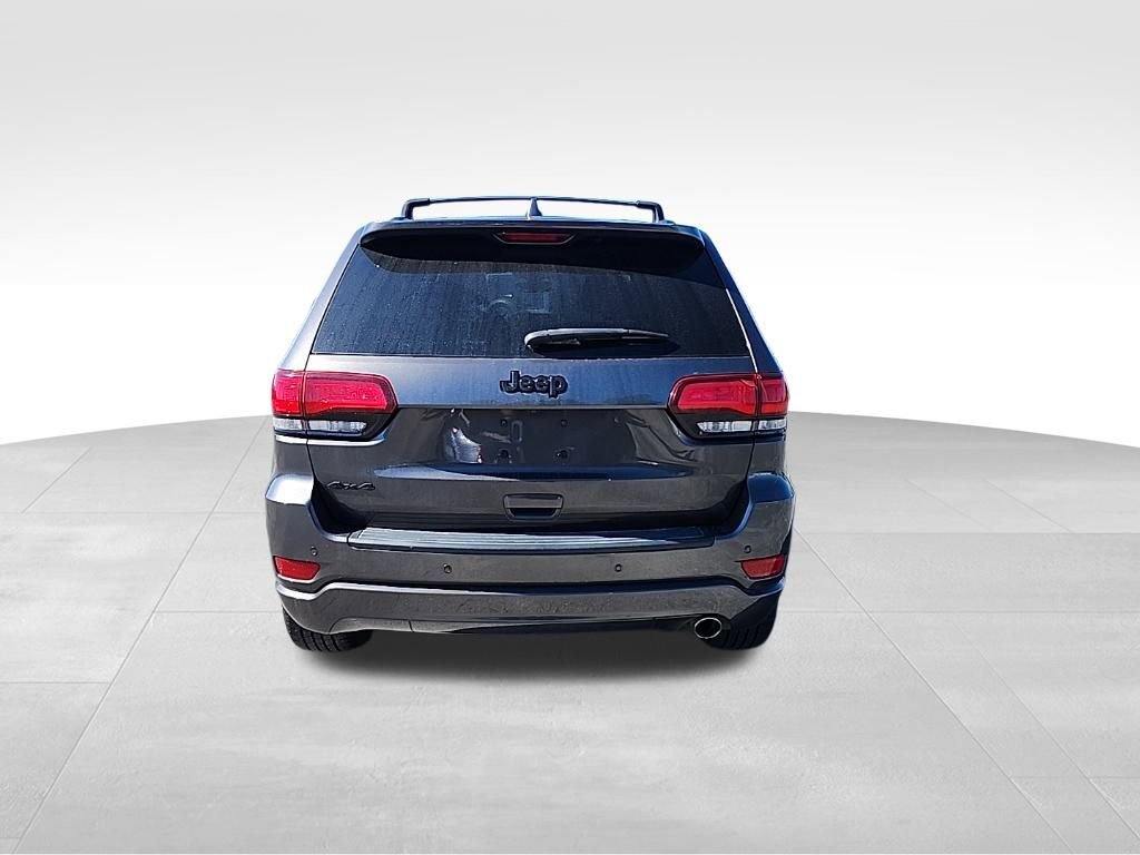 Certified 2020 Jeep Grand Cherokee Altitude AWD/4WD image 11