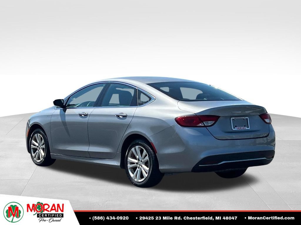 Used 2015 Chrysler 200 Limited FWD image 4