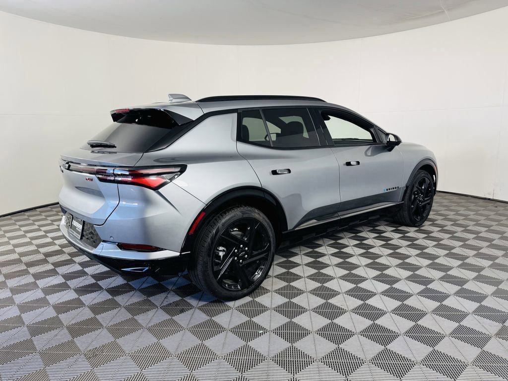 Used 2025 Chevrolet Equinox EV RS image 28