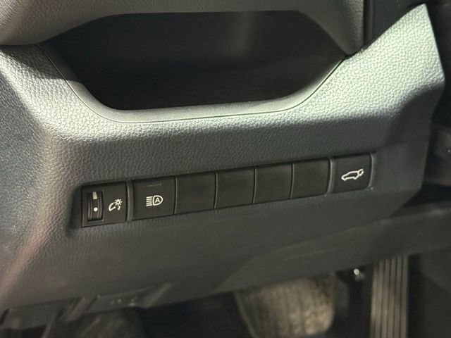 Used 2023 Toyota RAV4 XLE w/ Convenience Package image 16