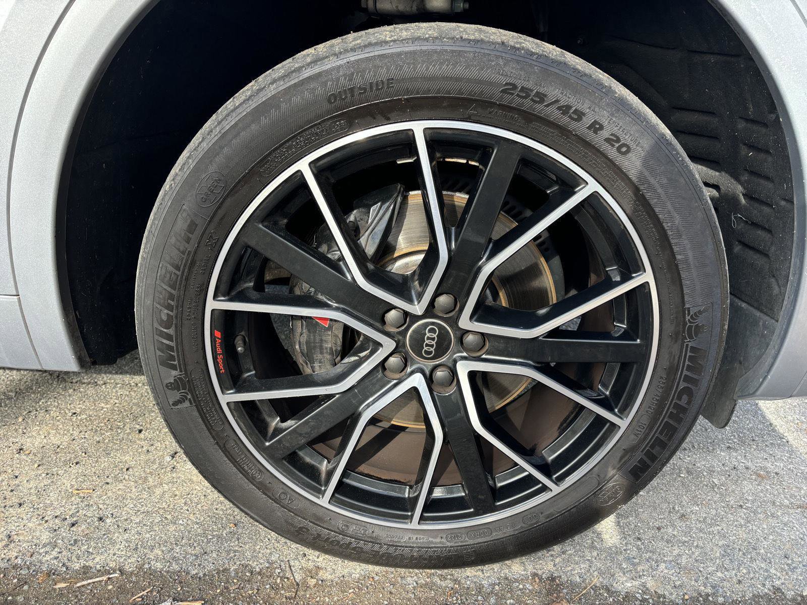 Used 2023 Audi SQ5 Premium Plus w/ Premium Plus Package image 28