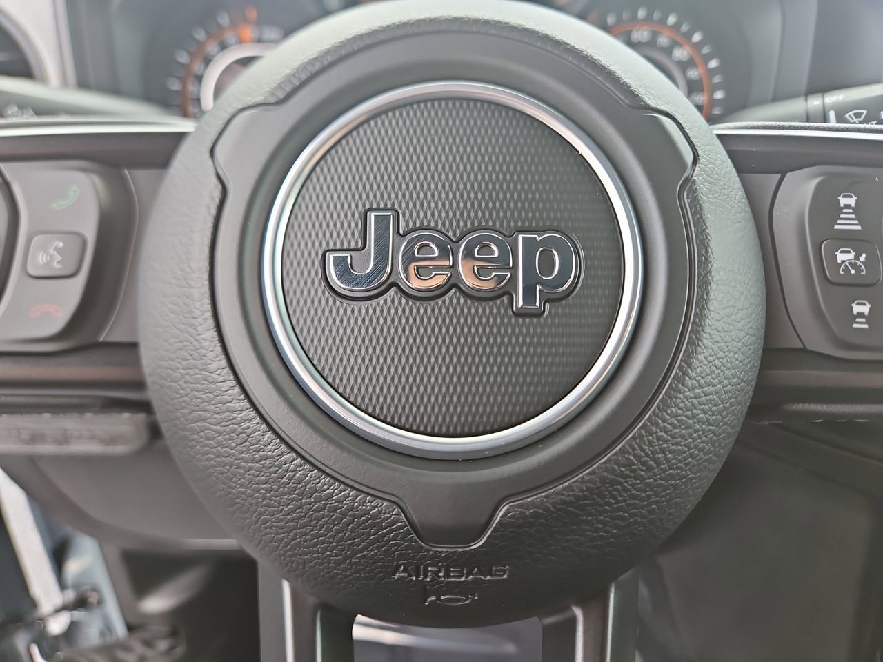 New 2025 Jeep Gladiator Sport image 20