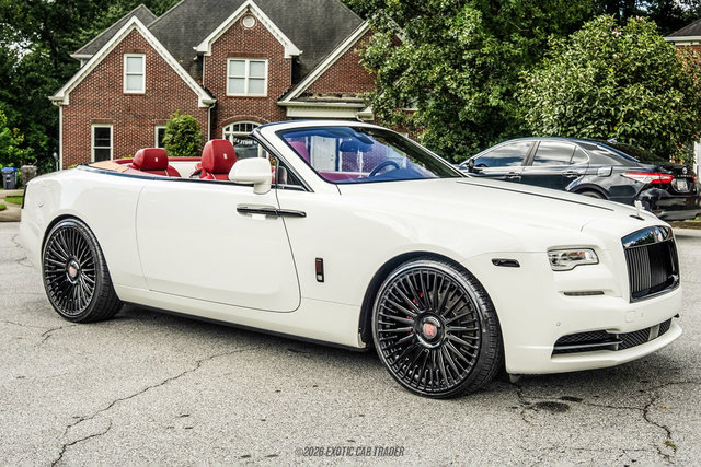 Used 2016 Rolls-Royce Dawn RWD image 12