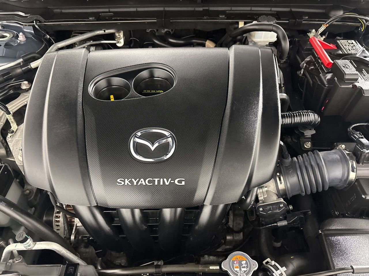 Used 2022 MAZDA MAZDA3 s image 32