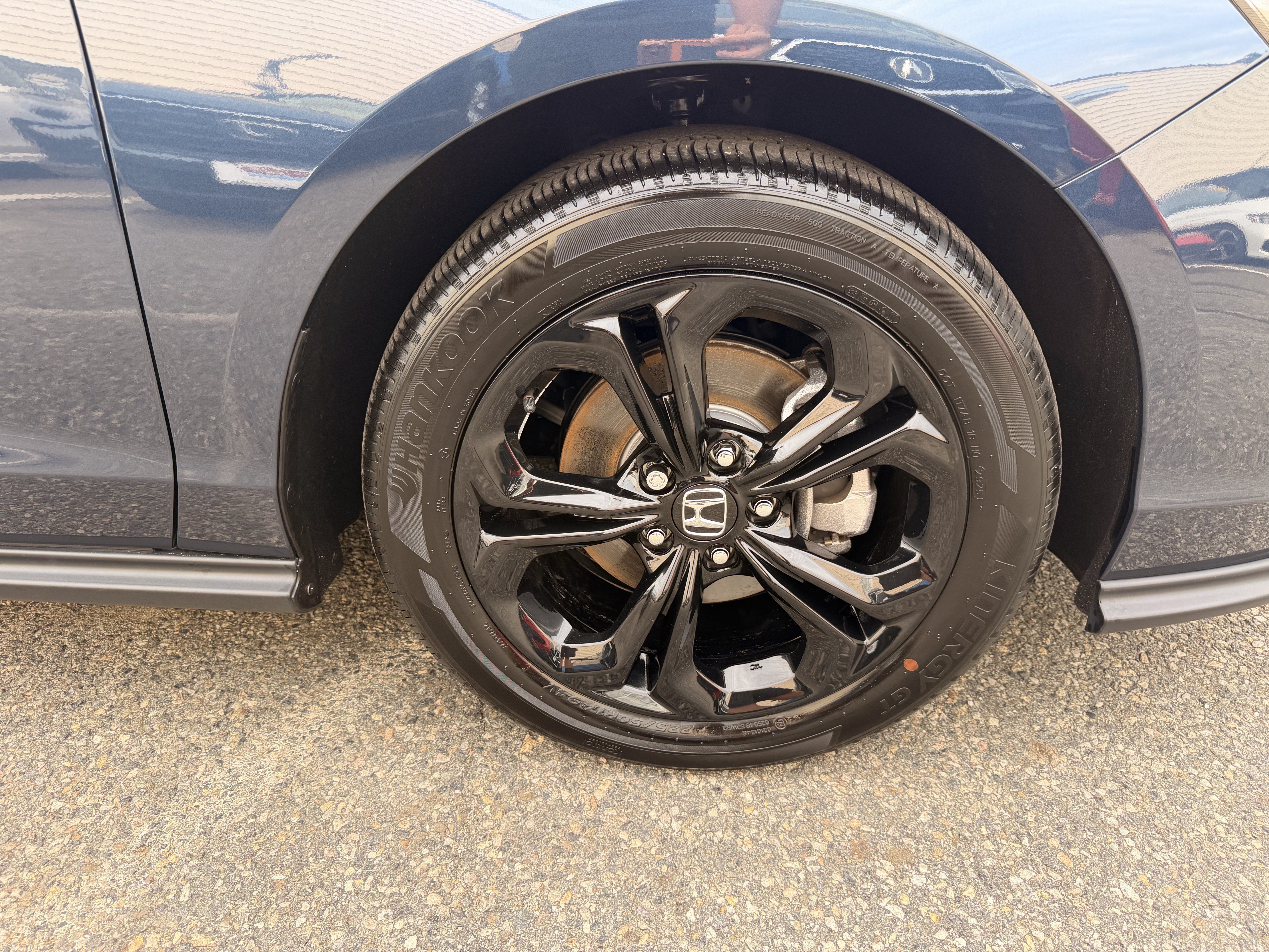 Certified 2025 Honda Accord SE image 10