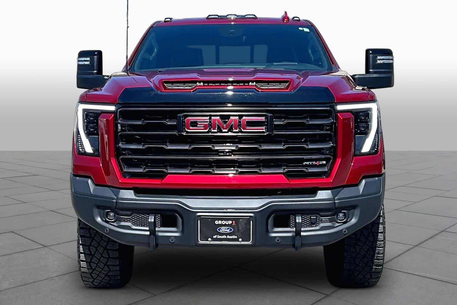 Used 2025 GMC Sierra 2500 AT4X w/ AT4X AEV Edition AWD/4WD image 4
