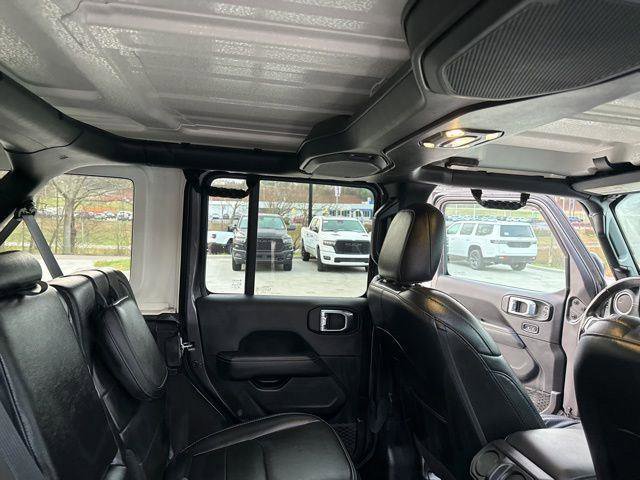 Used 2021 Jeep Wrangler Unlimited Sahara w/ Dual Top Group image 33