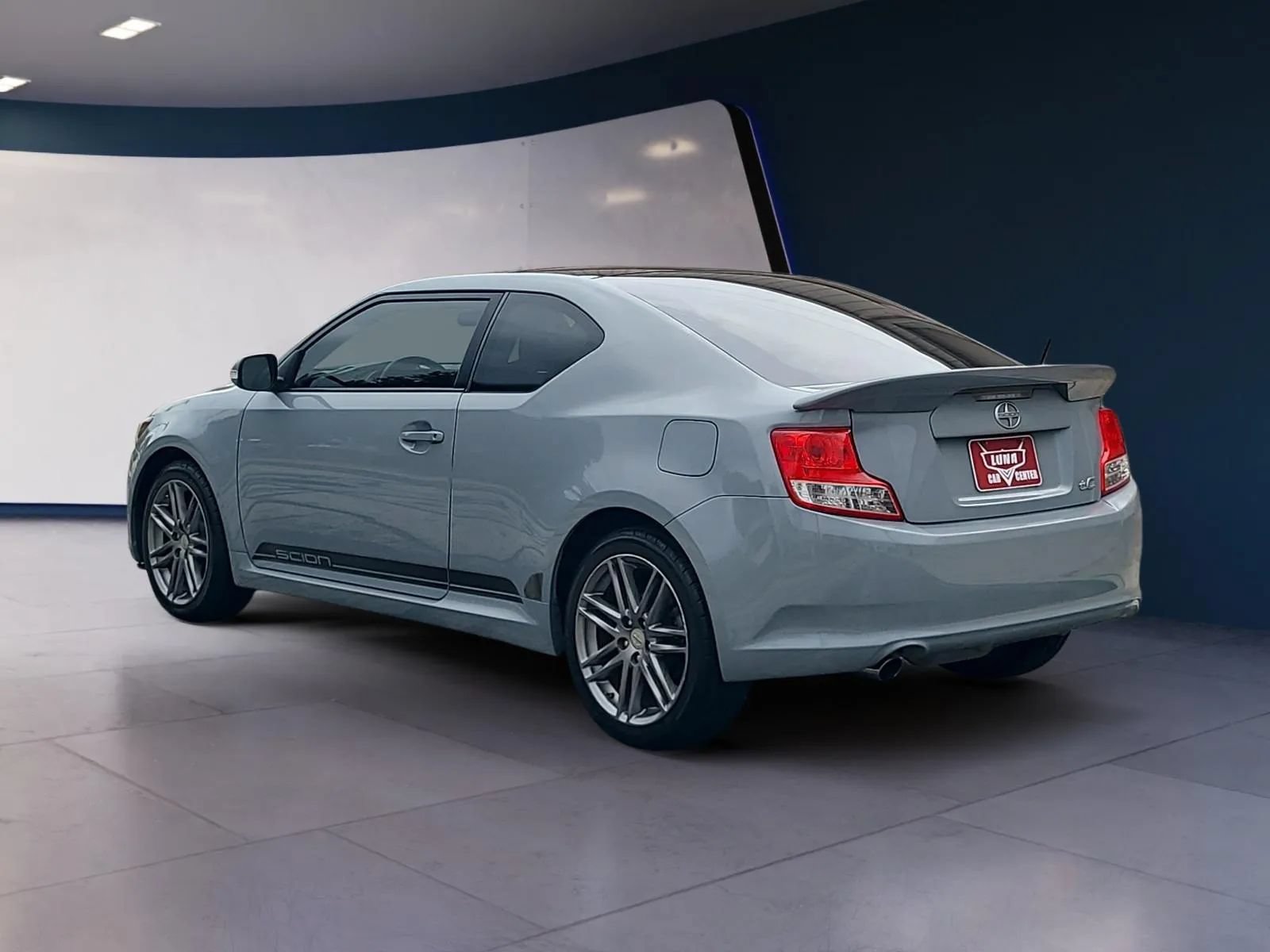 Used 2013 Scion tC FWD image 3
