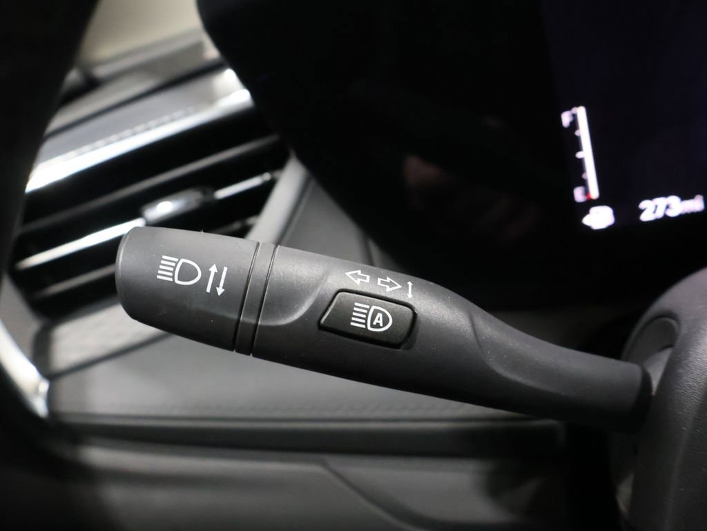 Used 2024 Buick Encore GX Sport Touring image 34