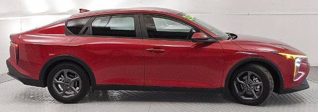 Used 2025 Kia K4 FWD image 2