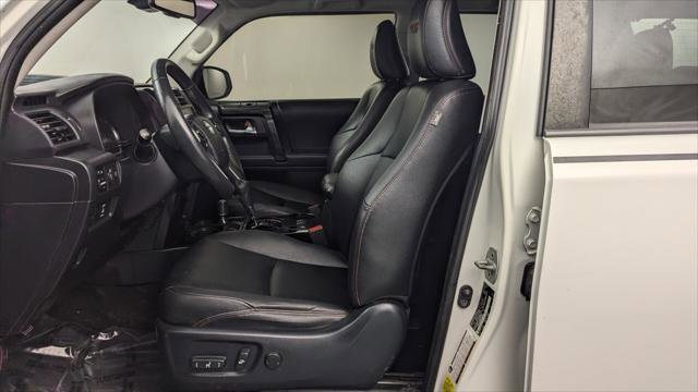 Used 2021 Toyota 4Runner Venture AWD/4WD image 13