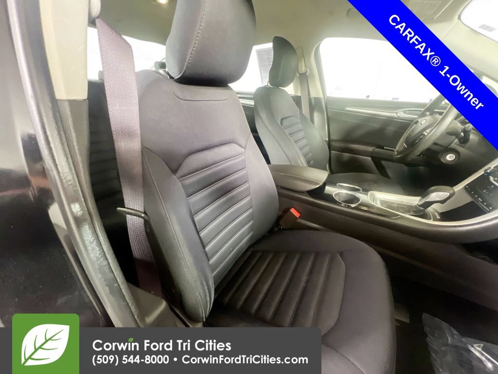 Used 2013 Ford Fusion SE FWD image 17