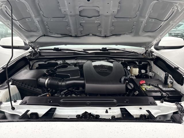 Used 2020 Toyota Tacoma SR5 image 23