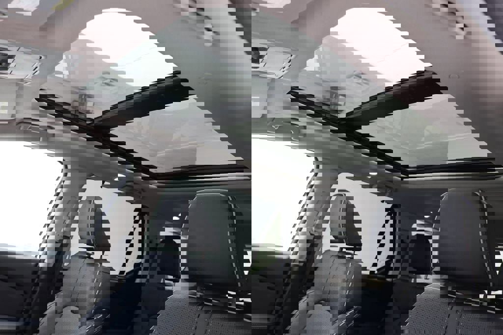 Used 2024 Honda Pilot Elite image 18