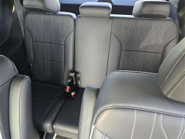 New 2026 Buick Enclave Avenir w/ Super Cruise Package image 9