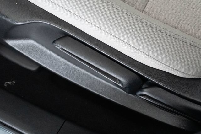Used 2023 Honda HR-V LX image 4