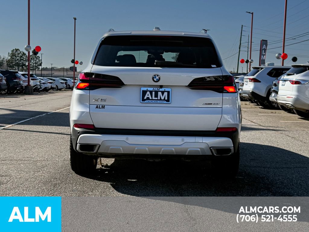 Used 2024 BMW X5 xDrive40i image 5