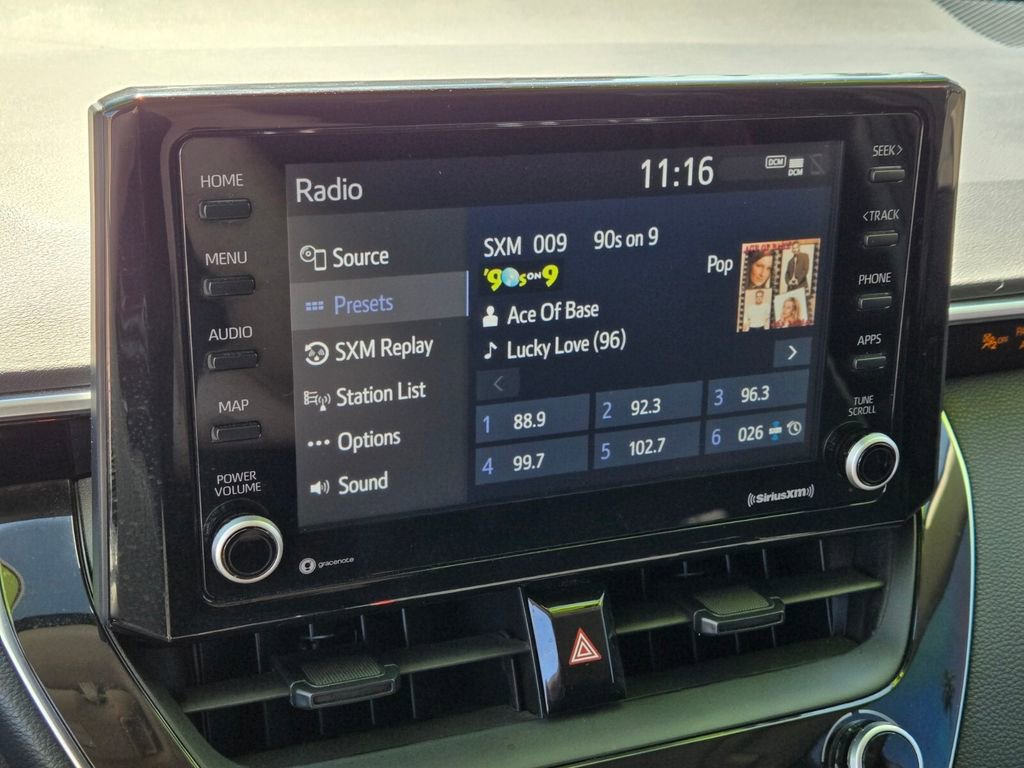 Used 2022 Toyota Corolla LE image 28