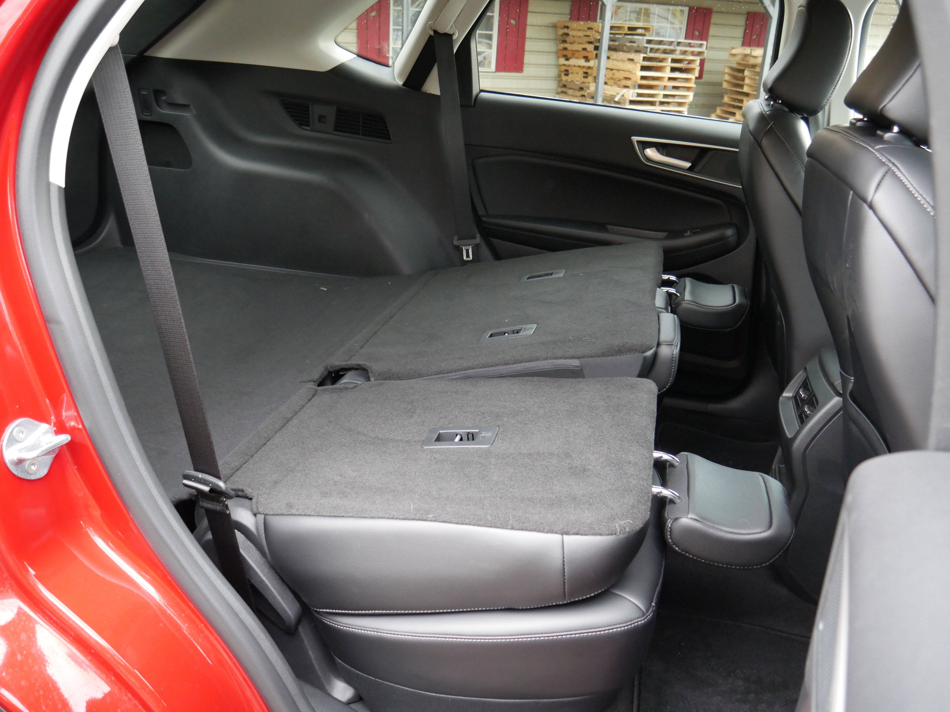 Certified 2024 Ford Edge SEL w/ Convenience Package image 32