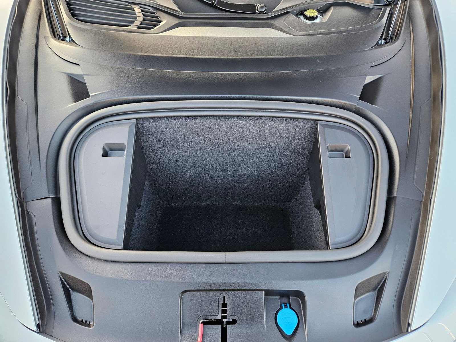 Used 2023 Porsche Taycan image 24