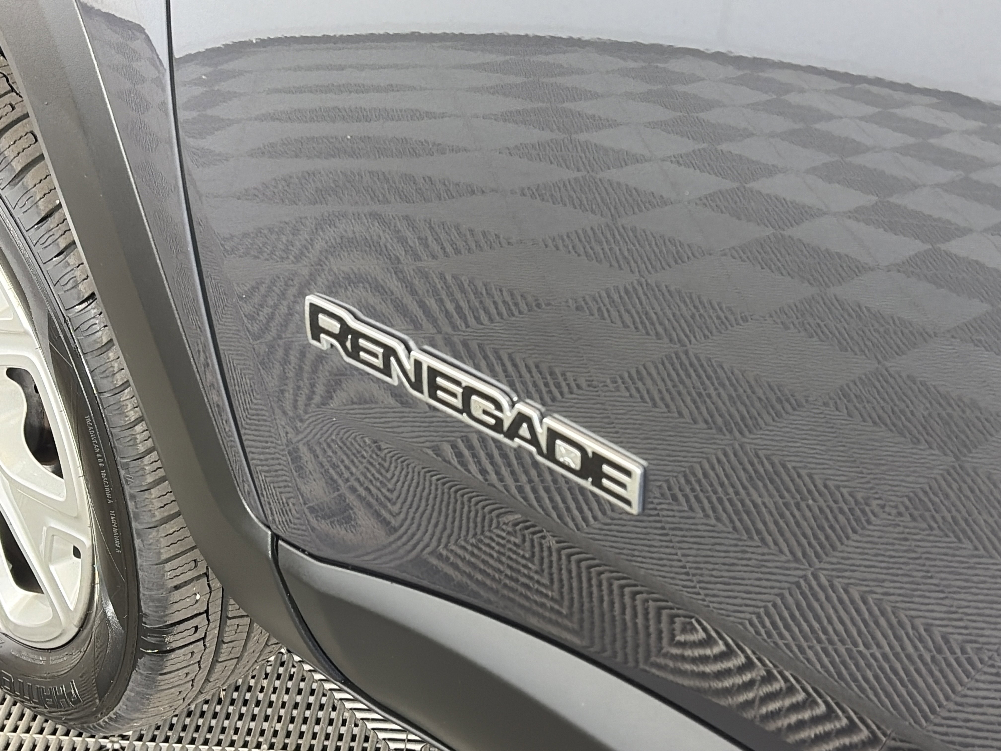 Used 2023 Jeep Renegade Limited w/ Sun/Sound Group image 17