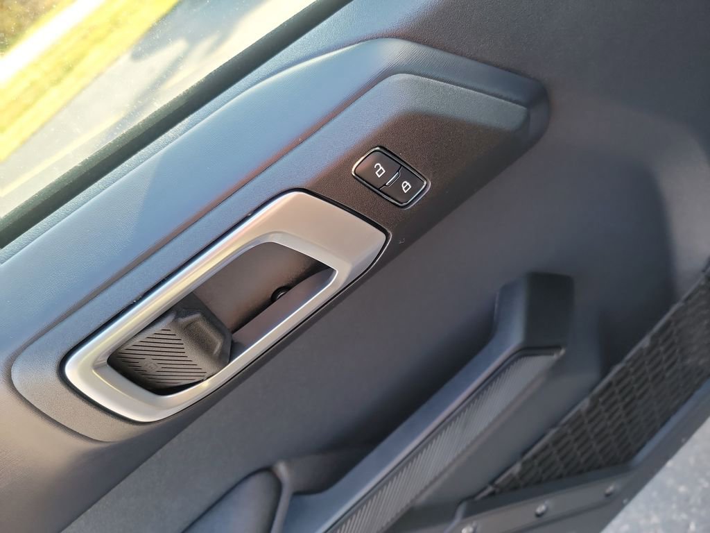 New 2025 Ford Bronco Badlands image 11