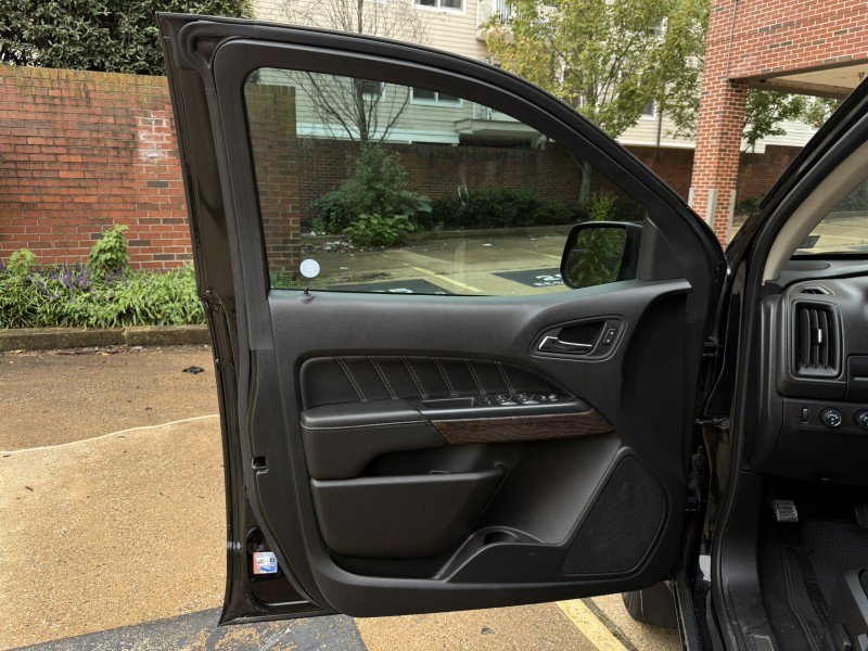 Used 2021 GMC Canyon Denali image 10