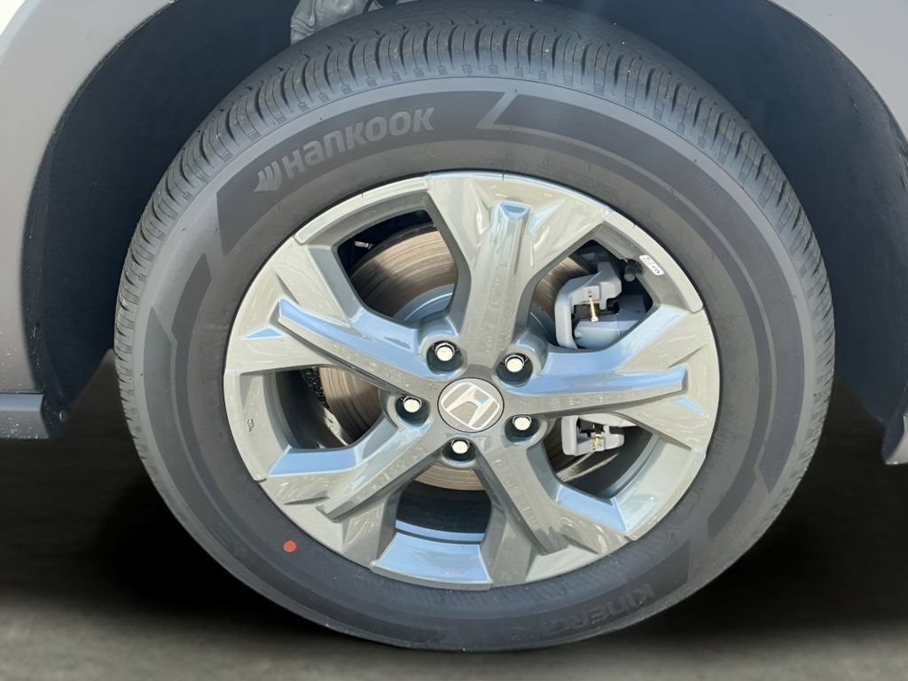Certified 2026 Honda HR-V LX image 13