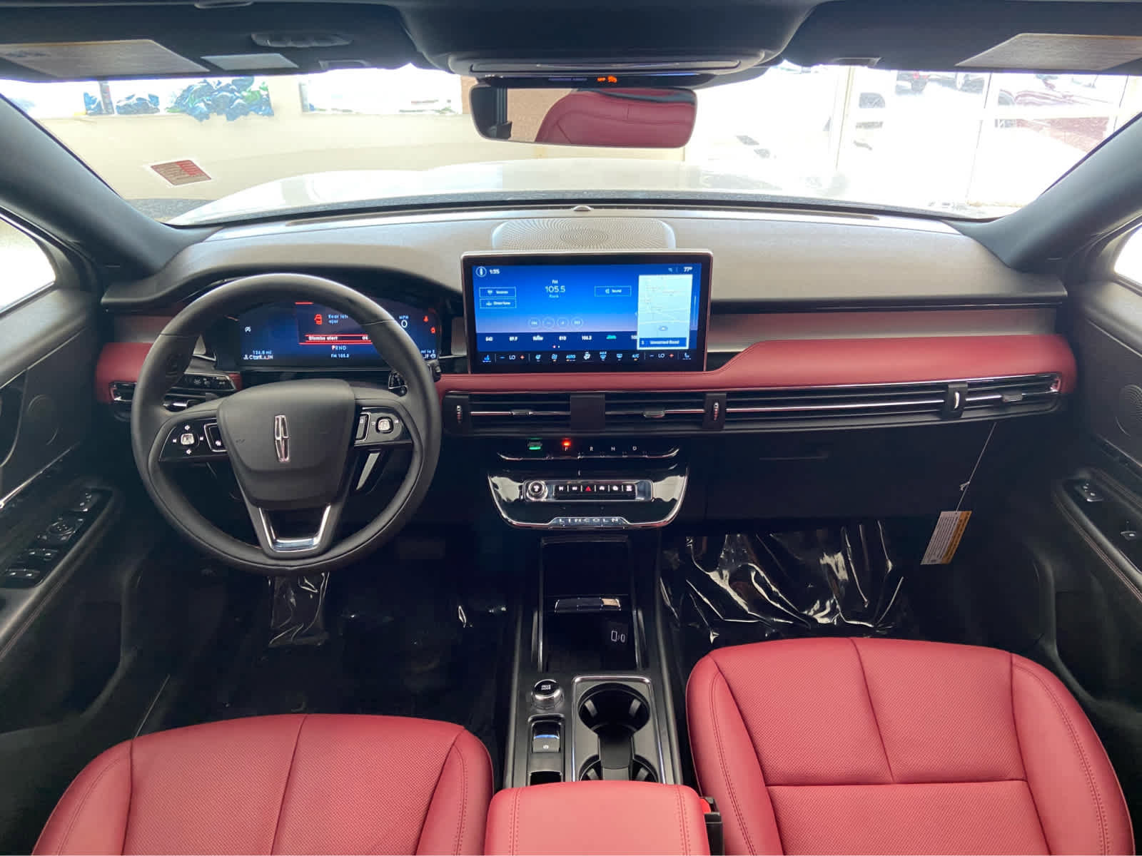 Used 2025 Lincoln Corsair Reserve w/ Jet Appearance Package image 20