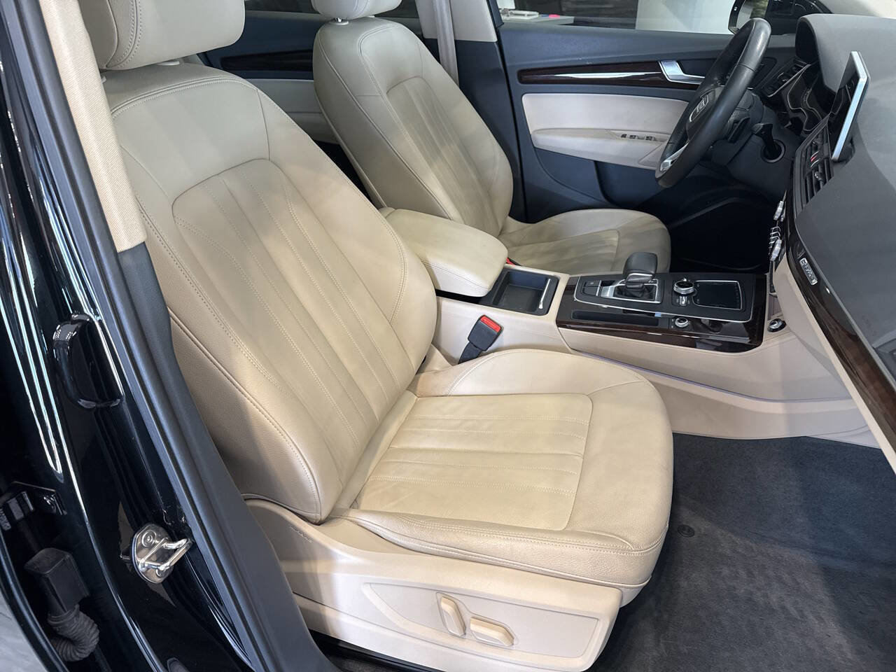 Used 2018 Audi Q5 2.0T Premium Plus w/ Premium Plus Package image 36
