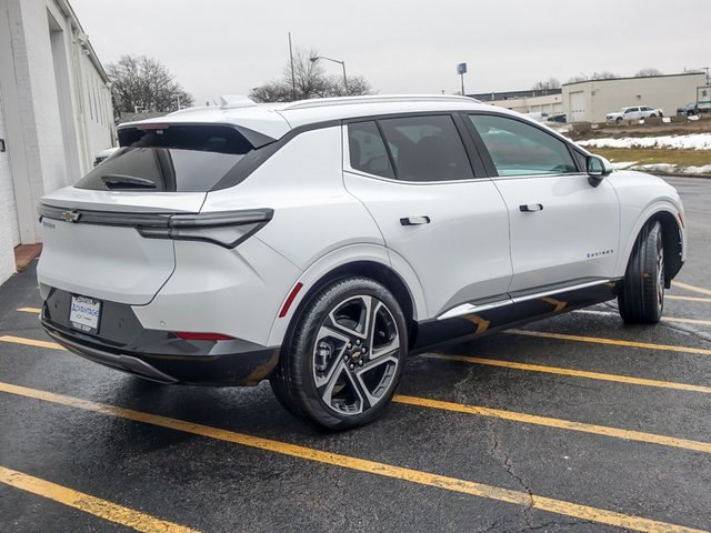 New 2026 Chevrolet Equinox EV LT image 6