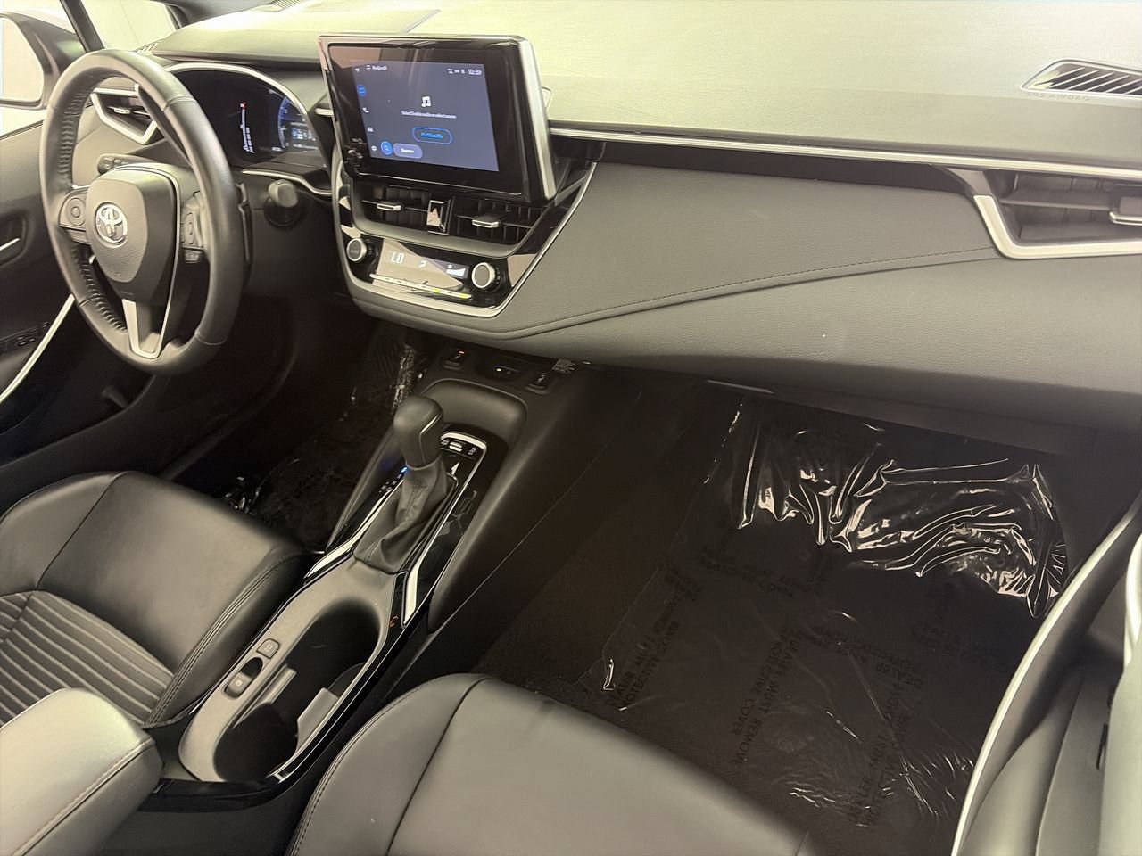 Used 2024 Toyota Corolla XSE FWD image 27