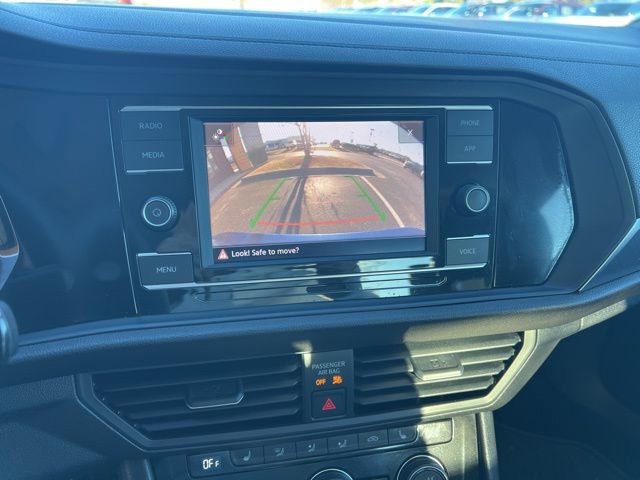 Used 2023 Volkswagen Jetta SE image 15