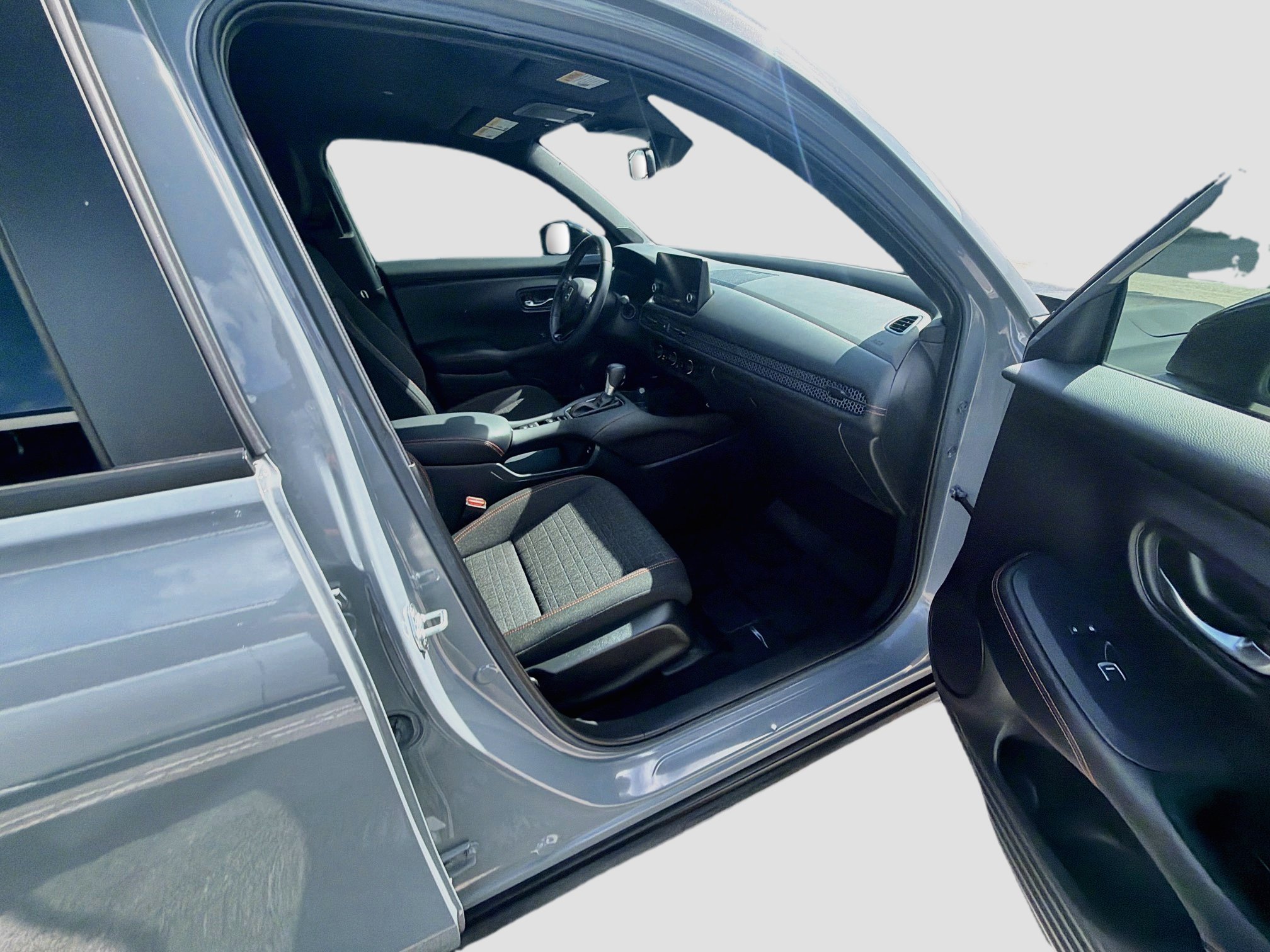 Certified 2024 Honda HR-V Sport image 30