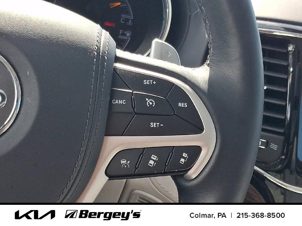 Used 2019 Jeep Grand Cherokee Summit AWD/4WD image 25